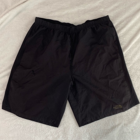 The North Face black athletic shorts - Picture 3 of 17